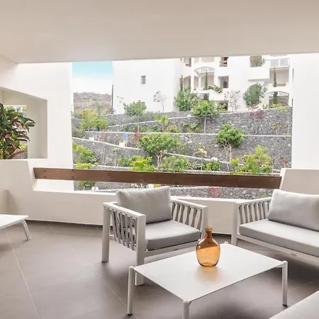 Ancor 1-1 Pool View 2b